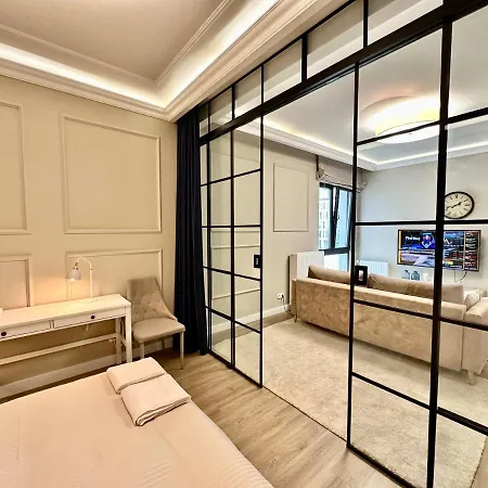 Nemo Fast Wifi 75'tv Netflix Hbo Disney+ * Varşova