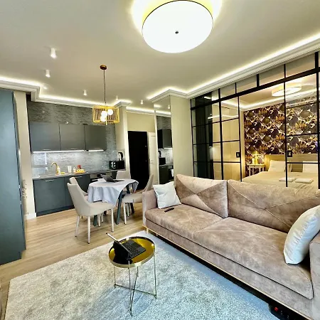 Nemo Fast Wifi 75'tv Netflix Hbo Disney+ 아파트 바르샤바